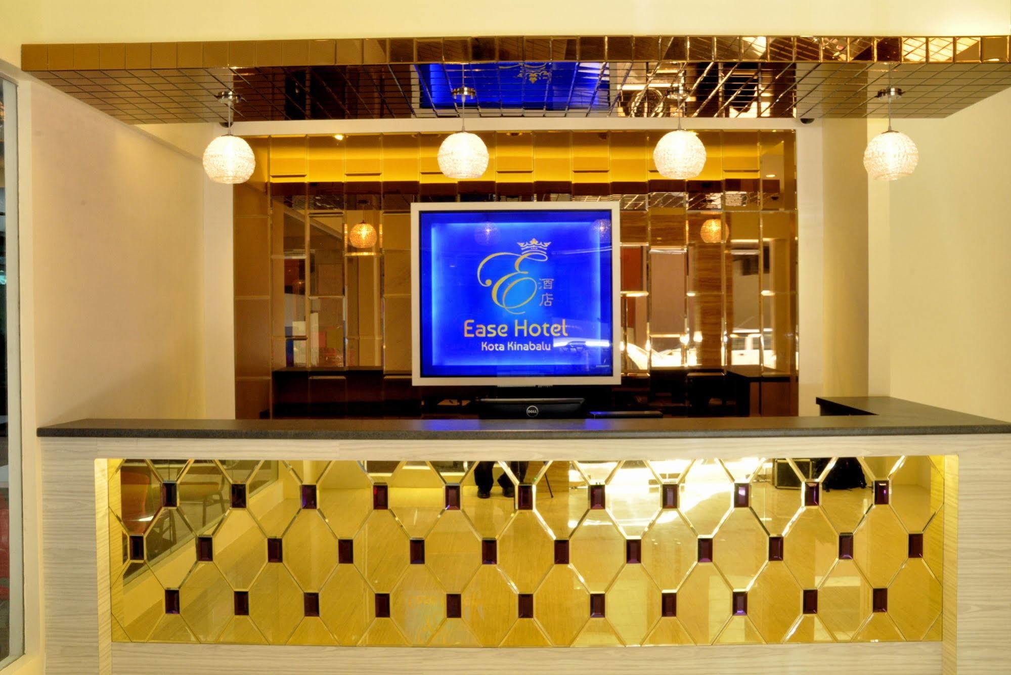 Ease Hotel Kota Kinabalu Esterno foto